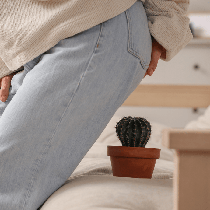 Hemorrhoids vs. Anal Fissures: What’s the Difference and How to Keep Things Feeling Peachy!